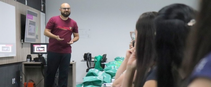 Curso semipresencial leva graduao de Nutrio da Unesc  Unidade Ararangu