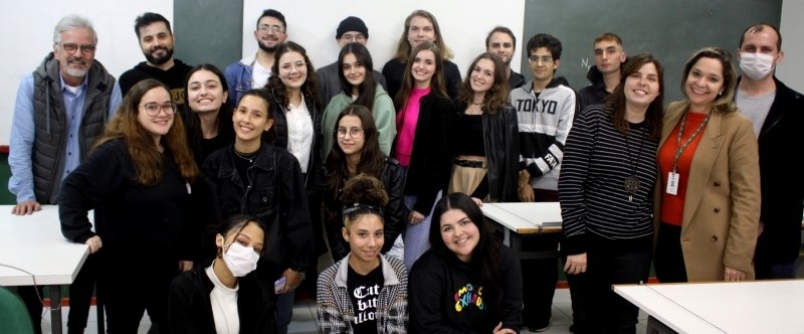 Acad�micos de Design apresentam proposta para nova identidade Visual da Feira de Economia Solid�ria