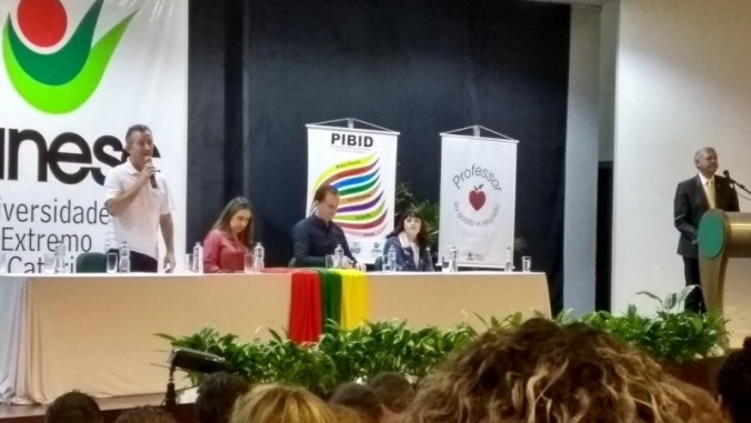 Atividades do VI Seminrio do PIBID Institucional no Ruy Hulse