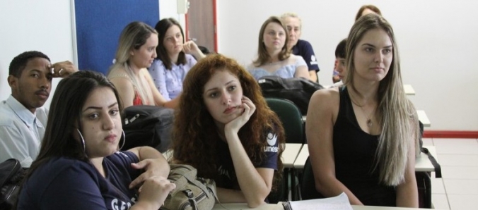 Acad�micos de Geografia compartilham aprendizados no 15� Encontro de Est�gios e Doc�ncia