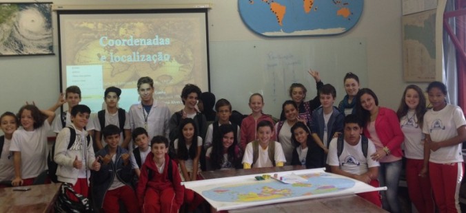 Novos mtodos do ensino da Geografia: Coordenadas Geogrficas (EBM Arlete Bittencourt - Iara)