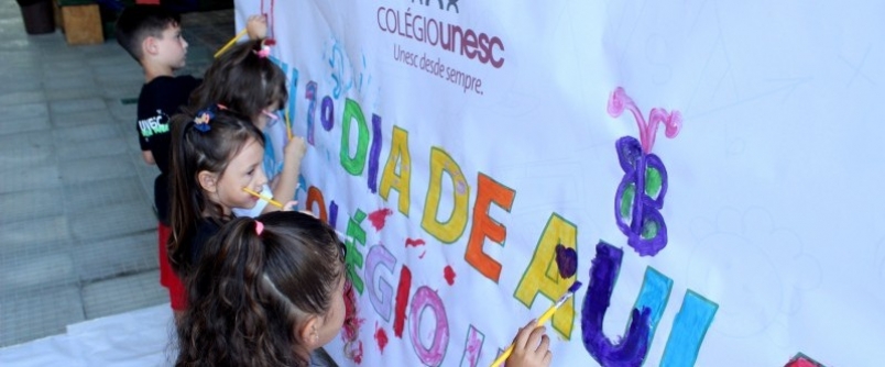 Pintura de painel do Colgio Unesc (13/02/2023)