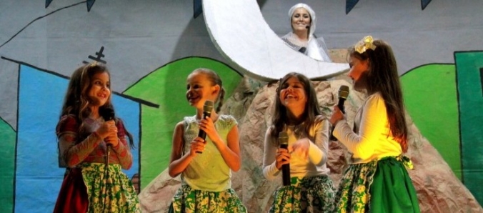 Col�gio Unesc: Crian�as aprendem a valorizar a natureza atuando na Mostra Cultural