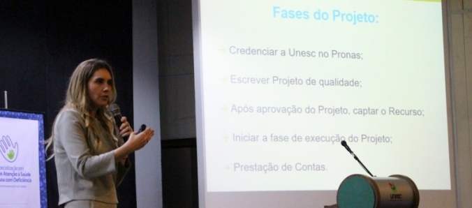Aula inaugural motiva alunos em p�s-gradua��o na Unesc