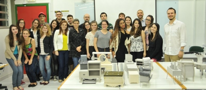 Estudantes de Design apresentam produtos � empresa Kleiner Schein