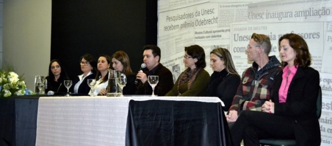 Professores da Unesc lan�am livro sobre Sistema �nico de Sa�de