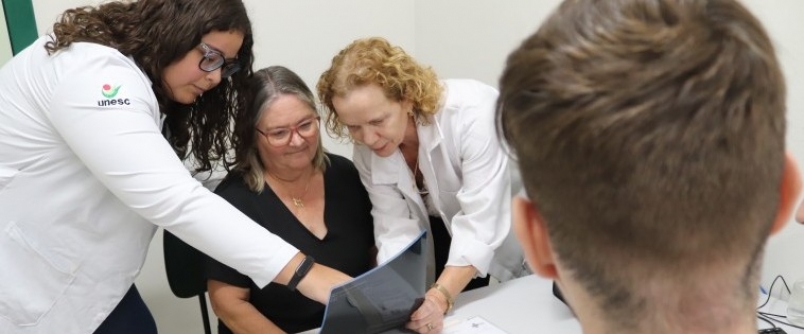 Qualificao em profisses na rea da sade  oportunidade para carreira de sucesso