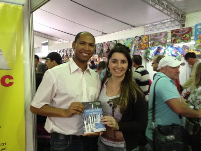 Lanamento do Livro Contabilidade de Gesto na 9 Feira do Livro de Cricima