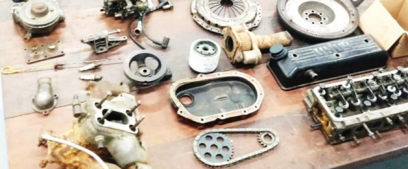 Como nos programas �Joias sobre Rodas� e �Overhaulin�, alunos de Engenharia Mec�nica da Unesc recuperam um cl�ssico dos motores � combust�o