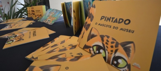 Unesc presente na Feira do Livro de Crici�ma