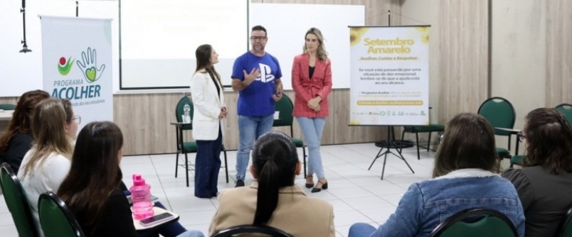 Palestra sobre estrat�gias nutricionais no combate � ansiedade e depress�o re�ne acad�micos e colaboradores no Setembro Amarelo
