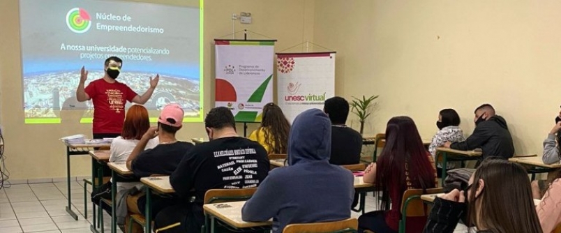 PDL Jovem da Unesc promove orienta��es para estudantes do Rinc�o
