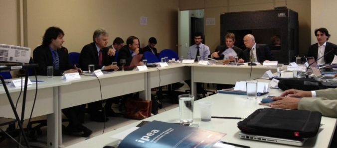 Professora da Unesc apresenta trabalho em evento sobre a pol�tica agr�cola no Brasil