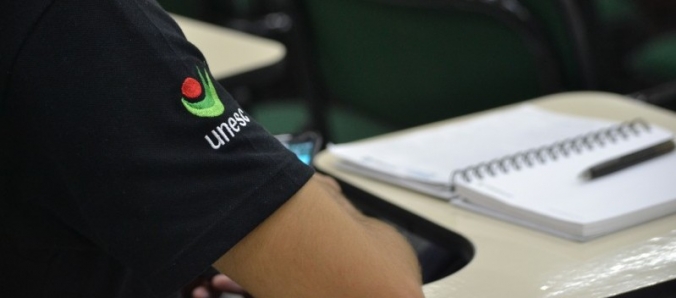 Profissional com p�s-gradua��o est� � frente do mercado de trabalho