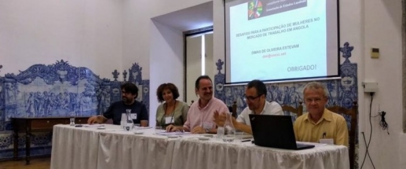 Professor Dimas Estevam de Oliveira participa de conferncia em Portugal