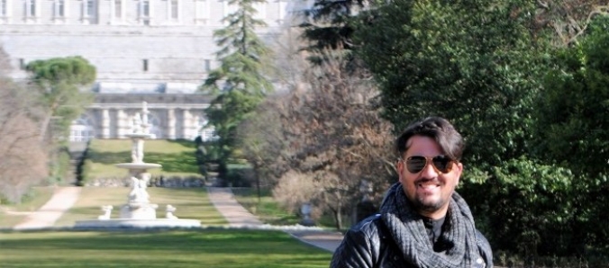 Professor desenvolve pesquisas sobre g�nero em universidade espanhola