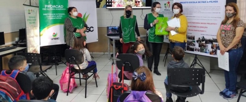 Um projeto de extens�o da Unesc que integra escola, pais e filhos
