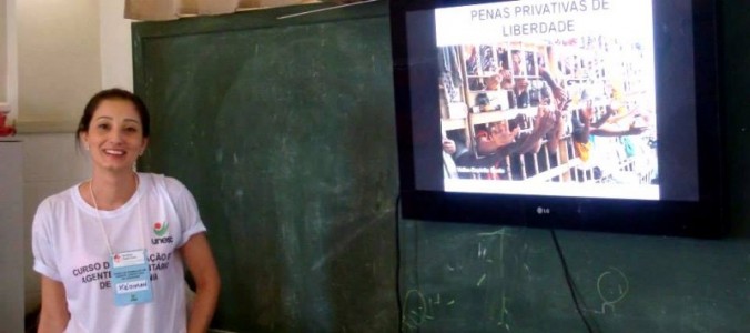 Agentes Comunit�rios de Cidadania: Iniciativa da Unesc capacita moradores do Vila Manaus