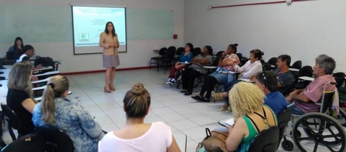 Reuni�o na Unesc discute plano de capacita��o para pessoas com defici�ncia