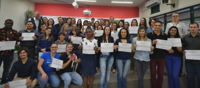 Premiados da Semana de Ci�ncia e Tecnologia recebem Men��o Honrosa