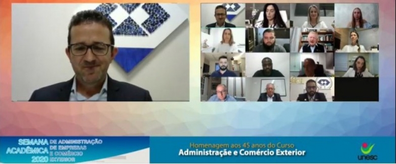 Administra��o Unesc 45 anos: Forma��o simult�nea ao desenvolvimento do Sul