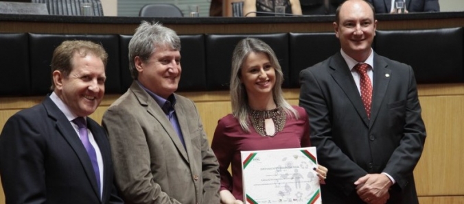 Unesc recebe Certificado de Responsabilidade Social da Assembleia Legislativa