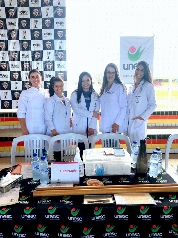 FISIOTERAPIA PARTICIPA DE A��O COMUNIT�RIA EM SOMBRIO