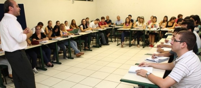 Dezoito cursos da Unesc s�o estrelados pela Guia do Estudante Abril