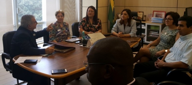 Projeto inovador para educao de jovens e adultos ser desenvolvido em Cricima, Lages e Caador