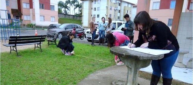 Alunos de Arquitetura criam a��es para melhorias em condom�nio de Crici�ma