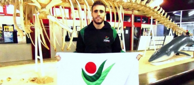 Alunos competem em provas de natao do JUCs