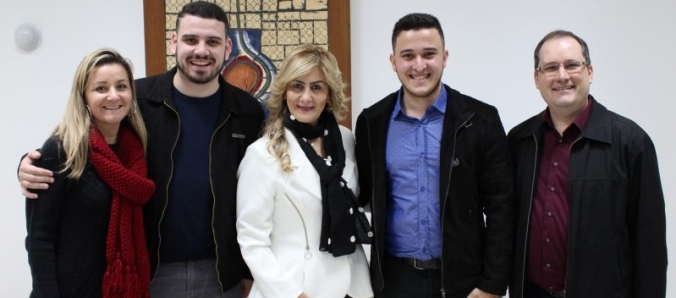 Universidade recebe visita do presidente do DCE da Univille