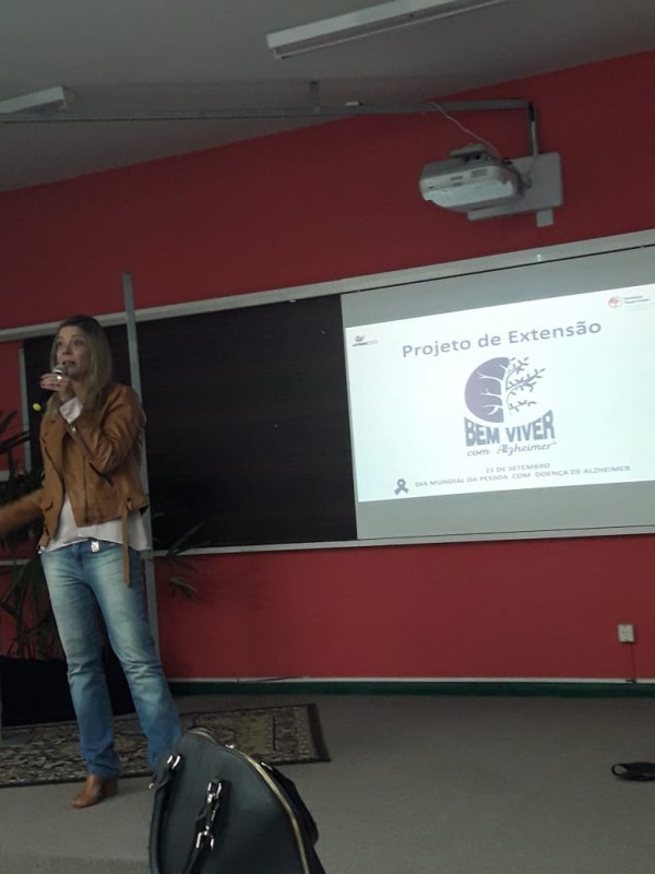 BEM VIVER COM ALZHEIMER PROMOVE PALESTRA SOBRE ENVELHECIMENTO E SADE DO IDOSO EM ALUSO AO DIA MUNDIAL DA PESSOA COM DOENA DE ALZHEIMER