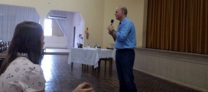 Reitor faz palestra para professores de municpios do Vale de Brao do Norte