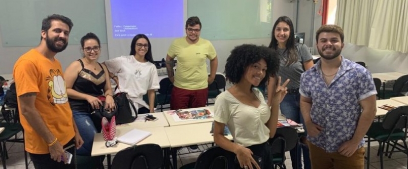 Alunos de Design de Produtos realizam oficina de Moodboard