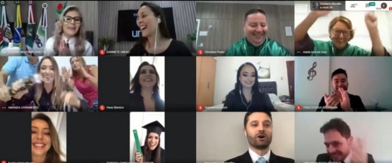 Unesc forma 43 novos mdicos em colao de grau especial e virtual