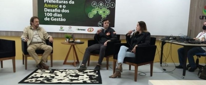 Unesc e R�dio Ararangu� AM, iniciam entrevistas com os prefeitos, dentro do projeto �Prefeituras da Amesc e os desafios dos 100 dias de gest�o�