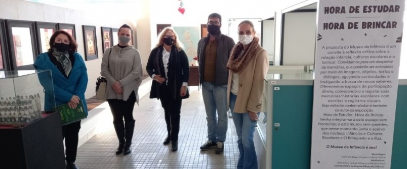 Setor de Arte e Cultura da Unesc recebe visita da secretria de Cultura de Nova Veneza